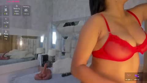 Snapshot of victoriaagray chatting on 06-17-26, 11:01 VICTORIA online show from 06-17-26, 11:01