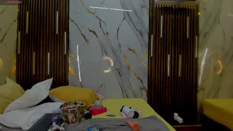 Victoria  online show from 12-01-25, 08:36