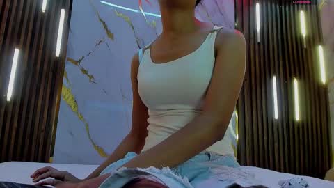 Victoria  online show from 12-17-25, 07:53