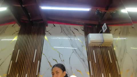 Victoria  online show from 03-29-26, 09:04