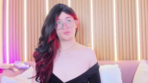 victoriastrom  online show from 05-16-26, 06:50