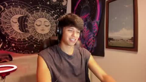 Victorino Jhonson online show from 07-16-26, 05:13