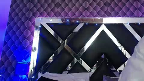 victtoria lee online show from 07-14-26, 06:57