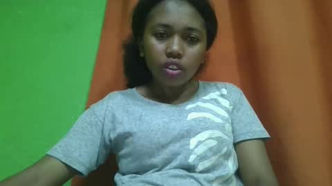 vierge28430 online show from 04-20-26, 06:16