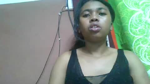 Snapshot of vierge28430 chatting on 07-14-26, 03:00 vierge28430 online show from 07-14-26, 03:00