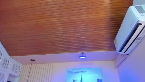 Viiolett online show from 04-08-26, 08:20