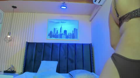 Viiolett online show from 04-10-26, 08:13