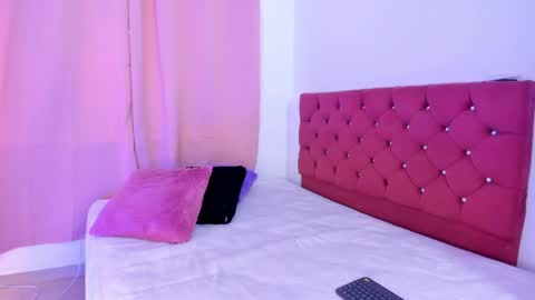 Violet online show from 05-08-26, 08:58