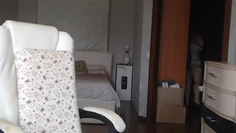 Snapshot of vikaohair chatting on 07-03-26, 10:10 Vikaohair online show from 07-03-26, 10:10