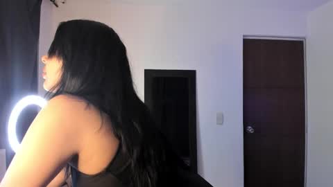 Snapshot of vikgomez chatting on 02-21-26, 03:07 Vikgomez online show from 02-21-26, 03:07