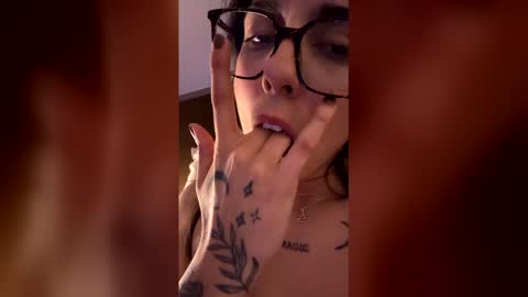 Snapshot of vikiangeletti chatting on 04-04-26, 12:42 vikiangeletti online show from 04-04-26, 12:42