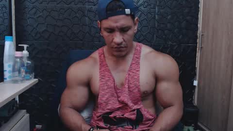 Viktor Herrera online show from 01-15-26, 04:22