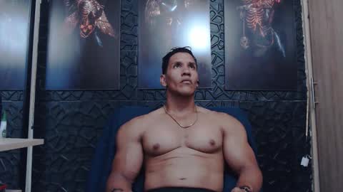 Viktor Herrera online show from 03-27-26, 03:01