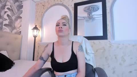 Viktoria online show from 01-07-25, 03:44