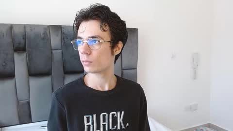 viktornoir online show from 10-17-25, 01:57