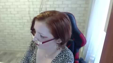 Snapshot of vikualex69 chatting on 06-16-26, 06:27 vikualex69 online show from 06-16-26, 06:27