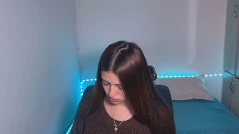 viky_evanss online show from 06-17-26, 07:26