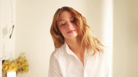 Lana online show from 04-15-26, 12:01