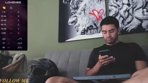 Snapshot of vince_colin chatting on 02-18-26, 12:12 VINCE online show from 02-18-26, 12:12