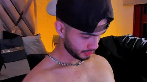 Snapshot of vincentblack_ chatting on 04-09-26, 04:45 Vincent online show from 04-09-26, 04:45