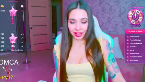 Snapshot of vinkiepinkie chatting on 04-24-26, 05:48 Vinkiepinkie online show from 04-24-26, 05:48
