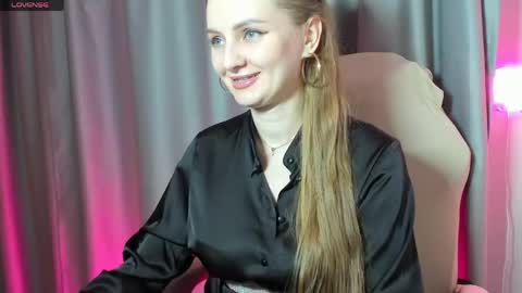 Funny  girl online show from 05-06-26, 09:09