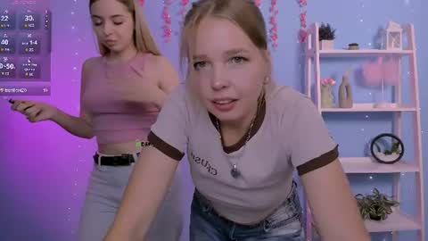 viola_sweet_ online show from 06-19-26, 08:18
