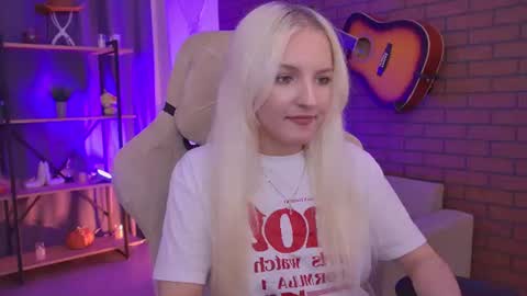 violamore online show from 06-19-26, 07:06