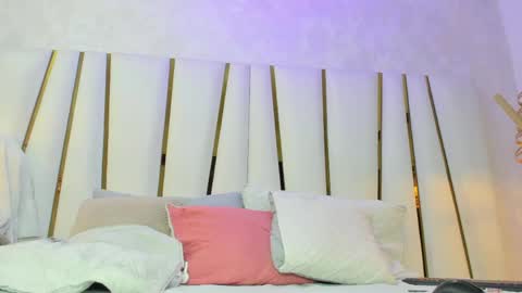 violeet_gray online show from 05-24-26, 11:26