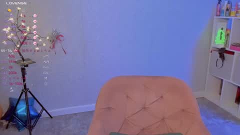 Snapshot of violet____h chatting on 01-07-25, 08:31 violet____h online show from 01-07-25, 08:31