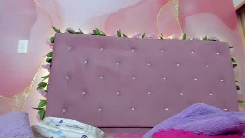 Snapshot of violet__taylor_ chatting on 06-30-26, 02:12 violet__taylor_ online show from 06-30-26, 02:12