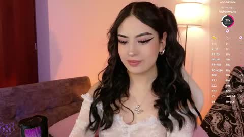 Violeta  online show from 07-17-26, 06:13