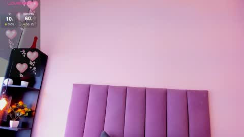 violet online show from 03-31-26, 12:49