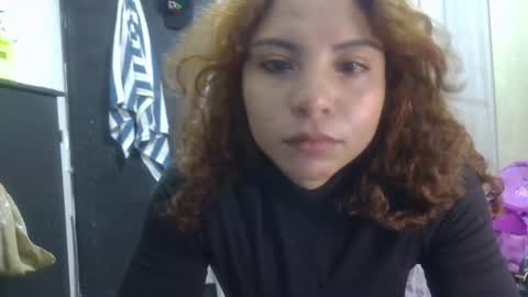 Snapshot of violet_smmithh chatting on 06-25-26, 02:11 Violet online show from 06-25-26, 02:11