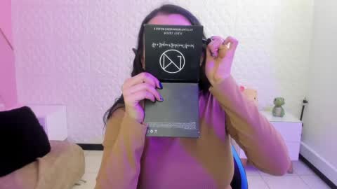 Snapshot of violeta_diazz chatting on 05-09-26, 09:20 online show from 05-09-26, 09:20