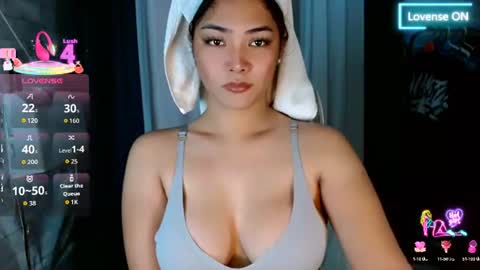 Snapshot of violetasha chatting on 06-28-26, 05:02 violet online show from 06-28-26, 05:02