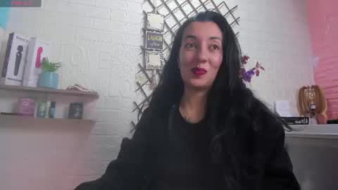 Snapshot of violetatto1 chatting on 07-10-26, 01:47 Violeta online show from 07-10-26, 01:47
