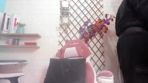 Snapshot of violetatto1 chatting on 07-30-26, 02:32 Violeta online show from 07-30-26, 02:32