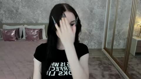 Snapshot of violetharmee chatting on 05-24-26, 03:44 violetharmee online show from 05-24-26, 03:44