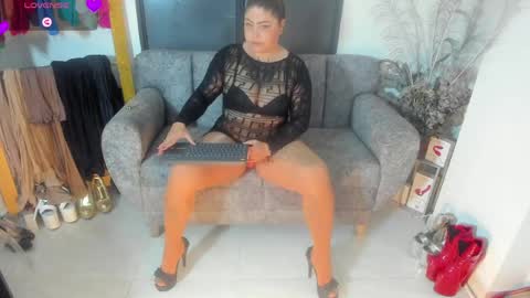 VIOLETA MONTANA online show from 05-01-26, 09:14