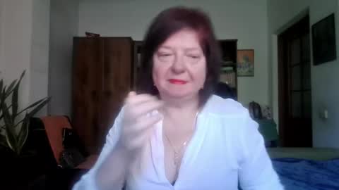 Snapshot of violetpulse chatting on 05-12-26, 11:40 violetpulse online show from 05-12-26, 11:40