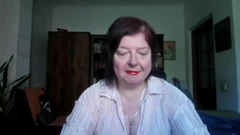 Snapshot of violetpulse chatting on 05-16-26, 12:04 violetpulse online show from 05-16-26, 12:04