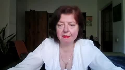 Snapshot of violetpulse chatting on 06-02-26, 12:29 violetpulse online show from 06-02-26, 12:29