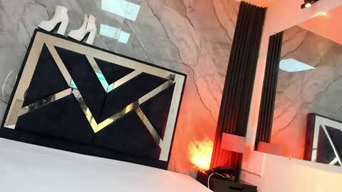 Snapshot of violetrose_as chatting on 05-10-26, 10:26 Violet Rose online show from 05-10-26, 10:26
