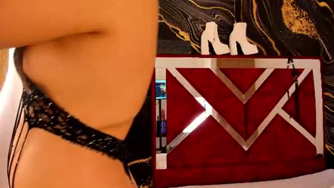 Snapshot of violetrose_as chatting on 06-11-26, 07:56 Violet Rose online show from 06-11-26, 07:56