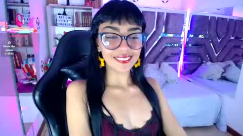Snapshot of violett_garden chatting on 07-07-26, 11:36 Violet online show from 07-07-26, 11:36
