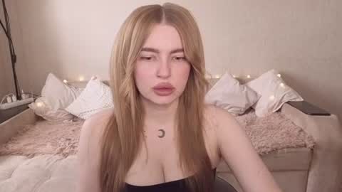 ViolettaOtis online show from 06-30-26, 11:00