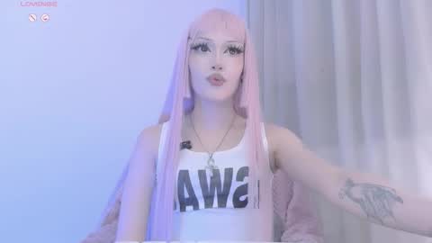 Snapshot of violettbones chatting on 03-29-26, 06:57 Violett online show from 03-29-26, 06:57