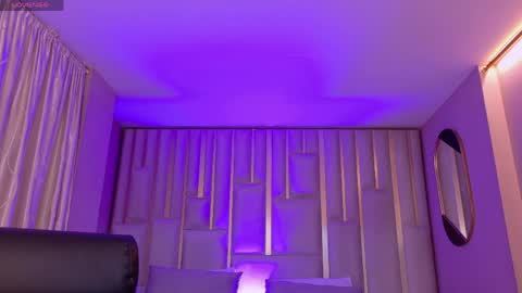 Violett Castel online show from 03-27-26, 08:08