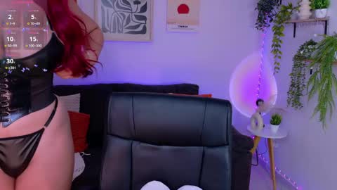 Violett Castel online show from 06-05-26, 08:25